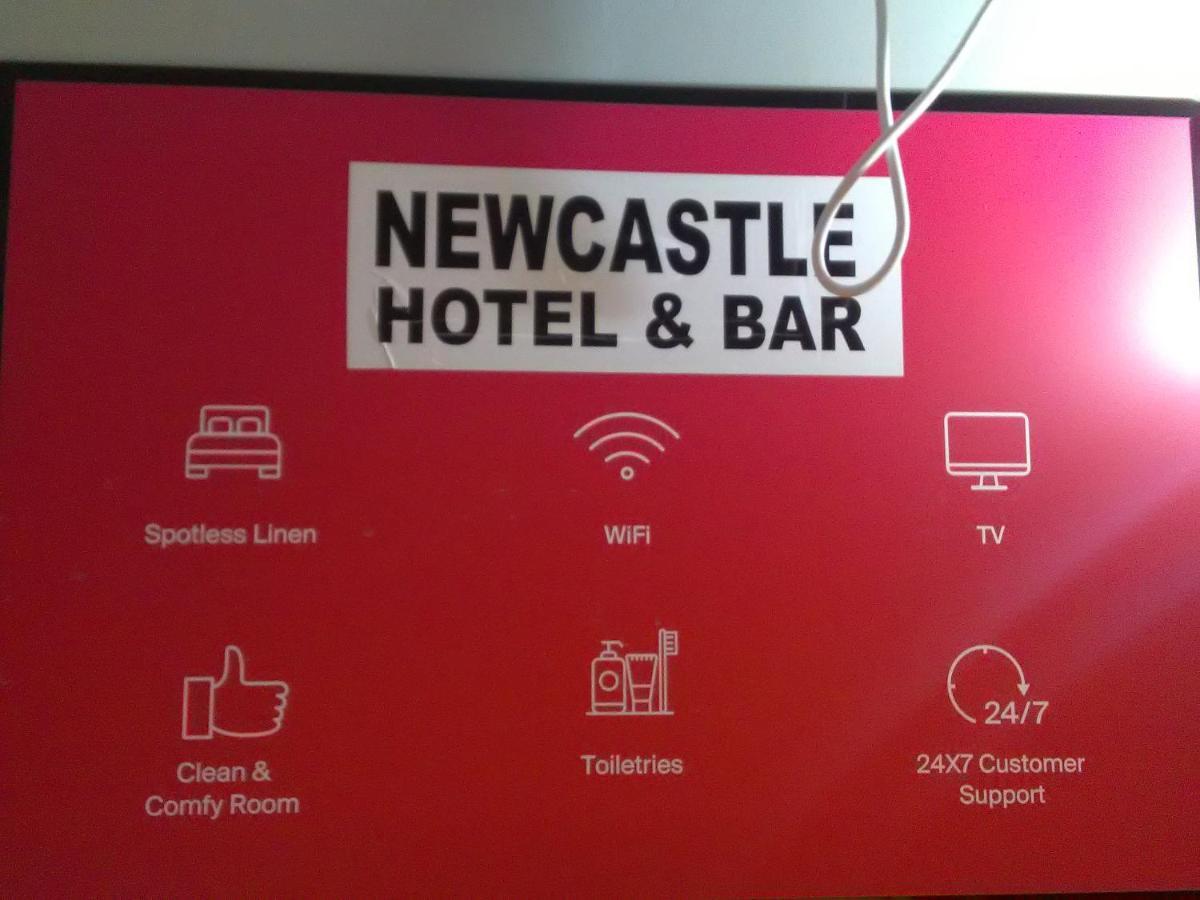 Newcastle West Hotel & Bar Bagian luar foto